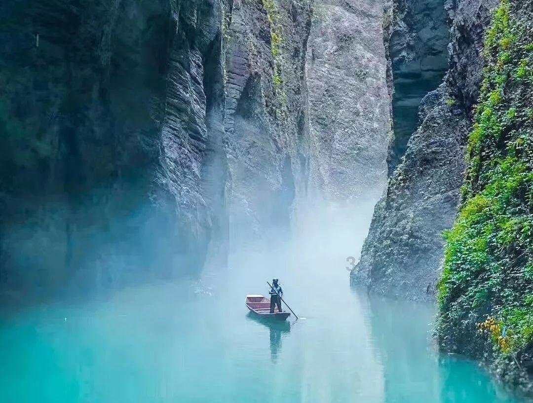 逃离阴森的岛屿