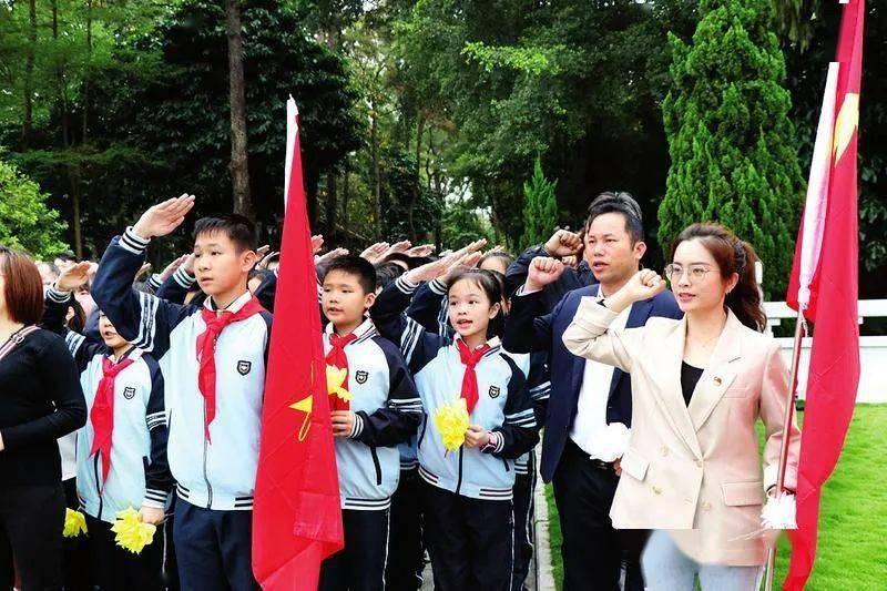 2024年虚拟现实风起:苹果Vision Pro预订火爆 A股产业链订单放量
